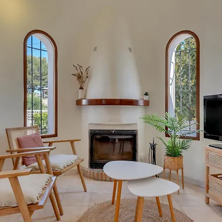 Casa Morisca Met Privezwembad En Dicht Bij Zee
